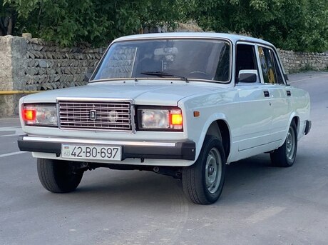 LADA (VAZ) 2107 2009