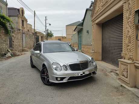 Mercedes E 240 2002