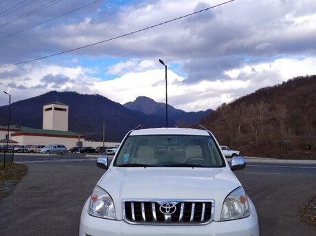 Toyota Land Cruiser Prado 2003