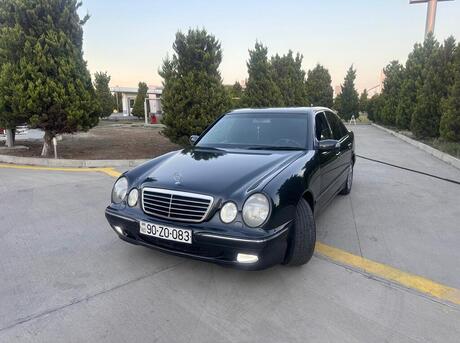 Mercedes E 240 2000