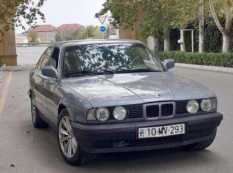 BMW 520 1990