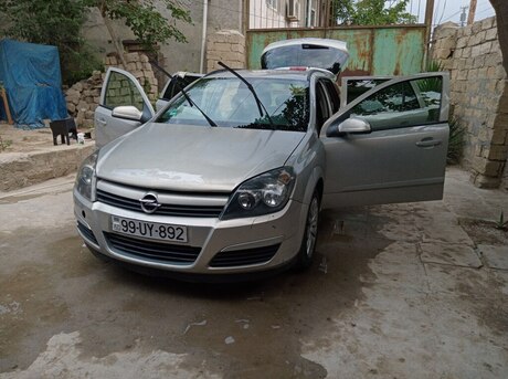 Opel Astra 2005