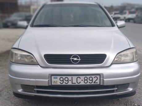 Opel Astra 2000