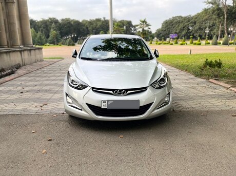 Hyundai Avante 2015