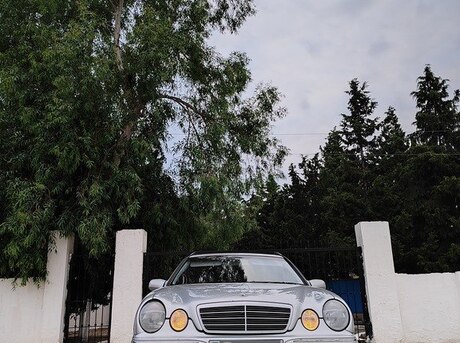 Mercedes E 220 1999