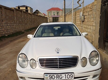Mercedes E 240 2002