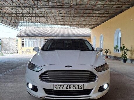 Ford Fusion 2015