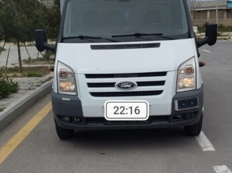 Ford Transit 2010