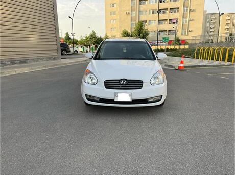 Hyundai Accent 2010