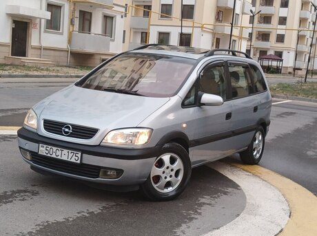 Opel Zafira 2000