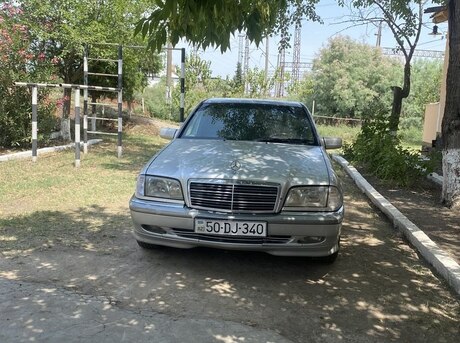 Mercedes C 200 1999