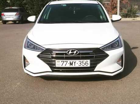 Hyundai Elantra 2019