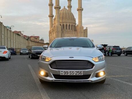 Ford Fusion 2015