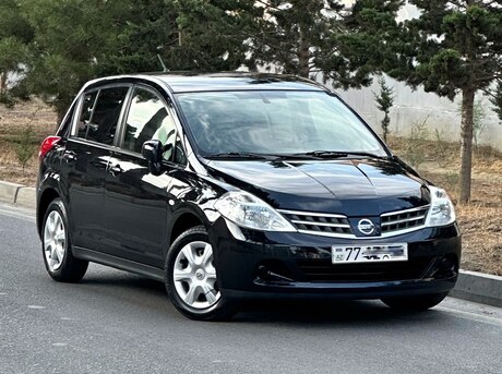 Nissan Tiida 2012
