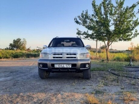 Nissan Pathfinder 2003
