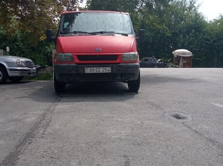 Ford Transit 2001