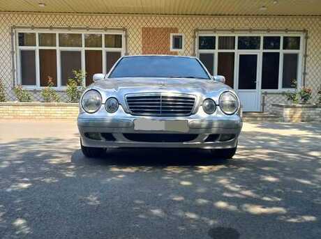 Mercedes E 270 2000