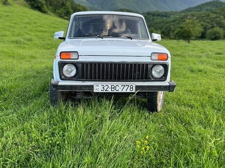 LADA (VAZ) Niva 2013