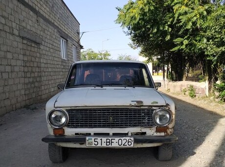LADA (VAZ) 21011 1980
