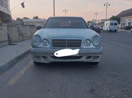 Mercedes E 220 d 1997