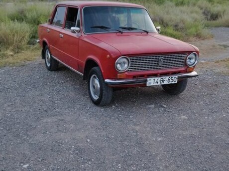 LADA (VAZ) 21011 1984