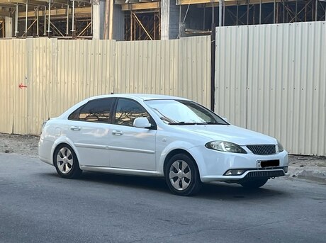 Daewoo Gentra 2014