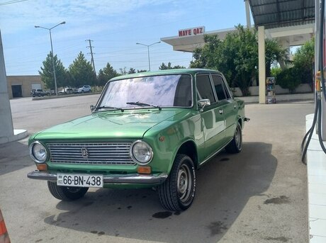 LADA (VAZ) 21011 1981