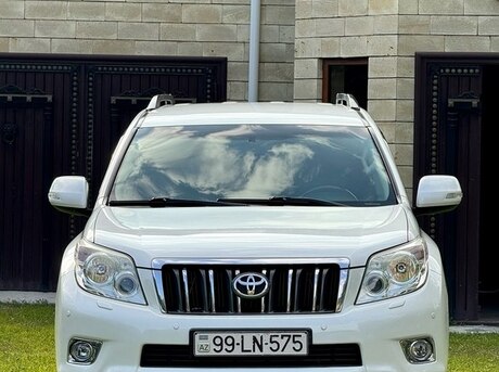 Toyota Land Cruiser Prado 2012