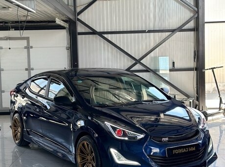Hyundai Elantra 2013