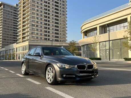 BMW 328 2012