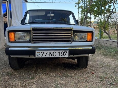 LADA (VAZ) 2107 2005