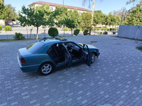 Mercedes  1998
