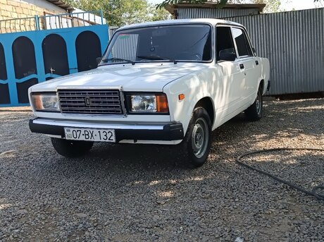 LADA (VAZ) 2107 2010