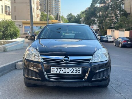 Opel Astra 2008