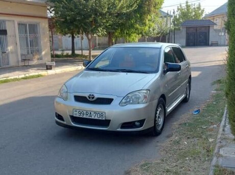 Toyota Corolla 2005
