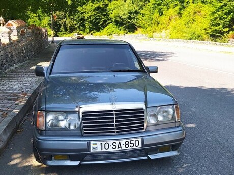 Mercedes E 220 1993
