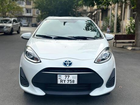 Toyota Prius C 2017