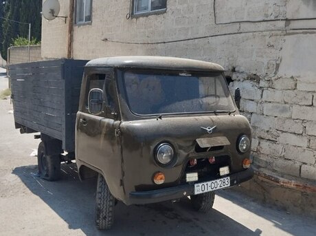 UAZ 3303 1983