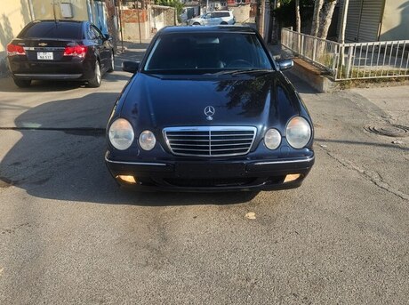 Mercedes E 270 2000