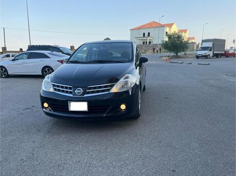 Nissan Tiida 2012