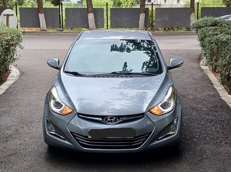 Hyundai Elantra 2015