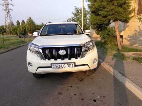 Toyota Land Cruiser Prado 2013