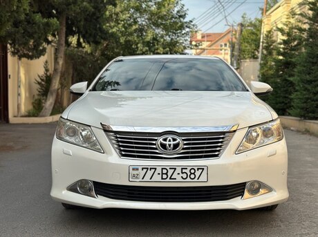Toyota Camry 2014