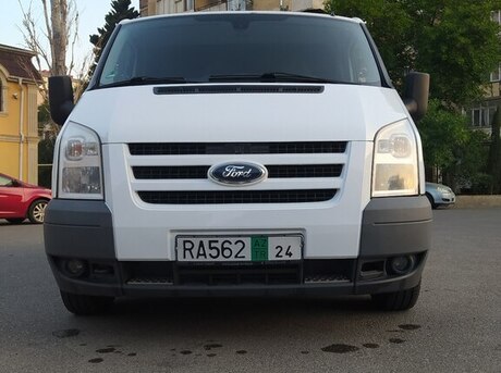 Ford Transit 2010