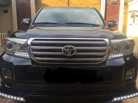 Toyota Land Cruiser 2010