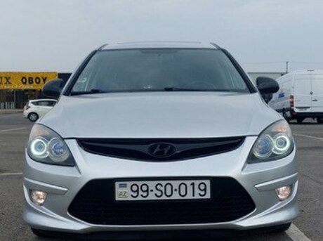 Hyundai i30 2011