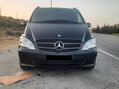 Mercedes Viano 2008