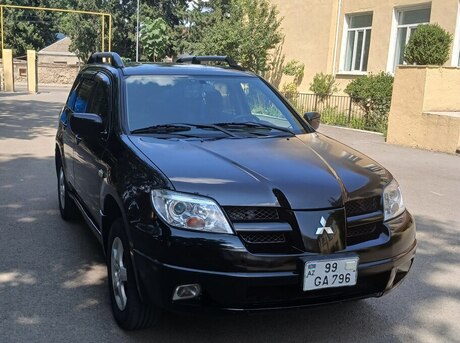 Mitsubishi Airtrek 2003