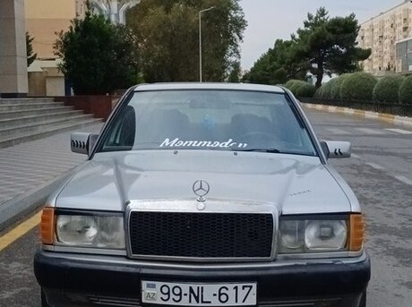 Mercedes 190 1989