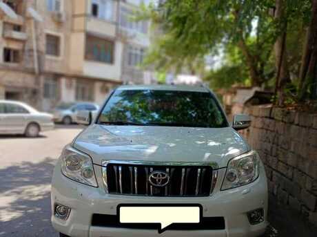 Toyota Land Cruiser Prado 2013